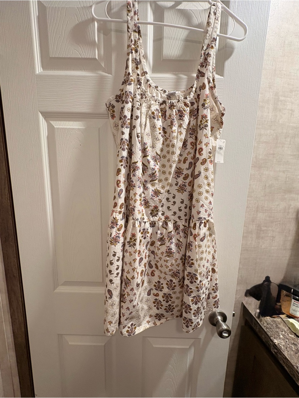 Old Navy Cream Floral Paisley Sleeveless Tiered Dress